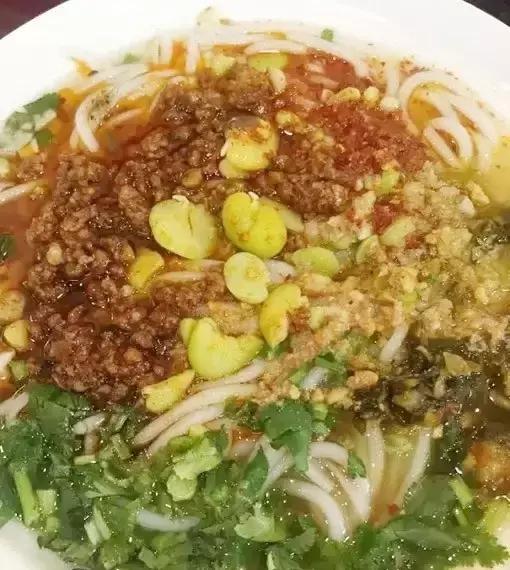 云南米线的花式吃法你试过几种,云南米线的正宗吃法