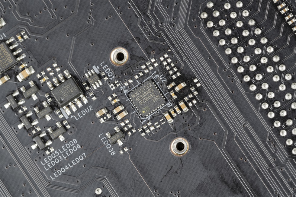 鍗庢搸z490aqua姘村喎瑁呮満,娣卞害瑙ｆ瀽鍗庢搸z490