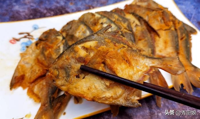 秋天碰到此鱼，我从不还价，一次准买5斤，营养极高，煎着吃最香
