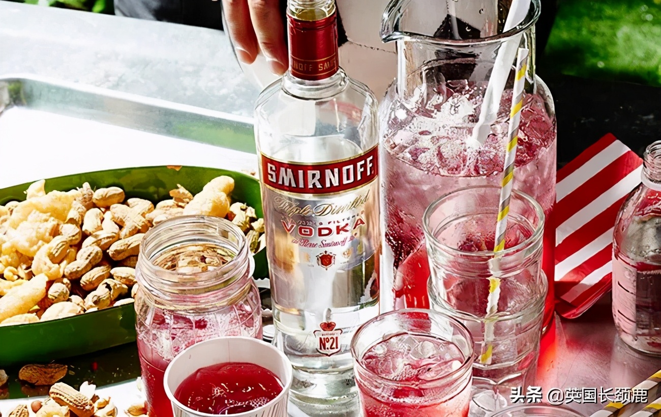 鸡尾酒调酒入门教程,鸡尾酒调酒基础知识入门和精通