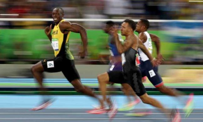 博尔特脚变形,博尔特现在变成了什么