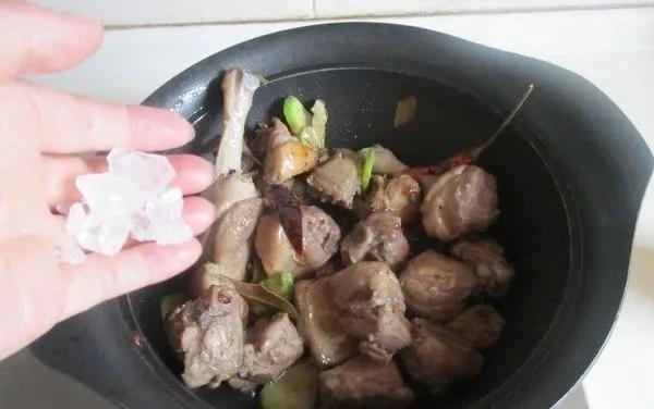 夏天鸭肉怎么炖好吃又营养,鸭肉怎么煮好吃又简单不上火
