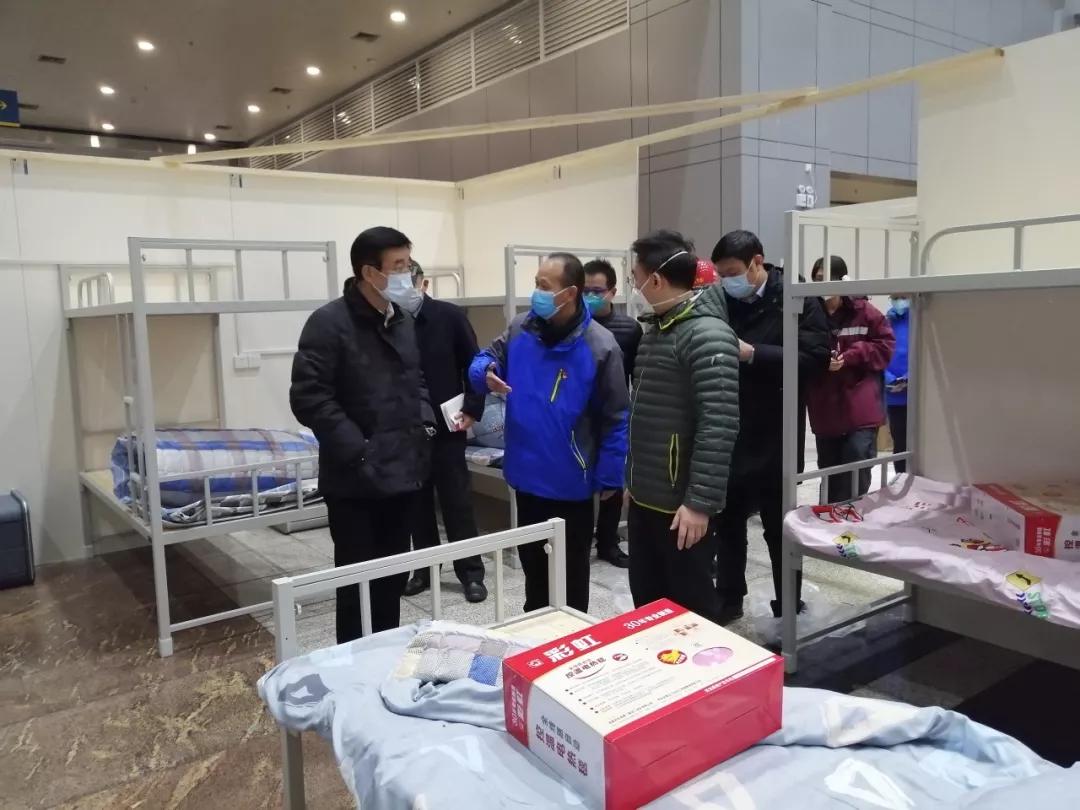 武汉再建19个方舱医院,与时间赛跑为武汉加油