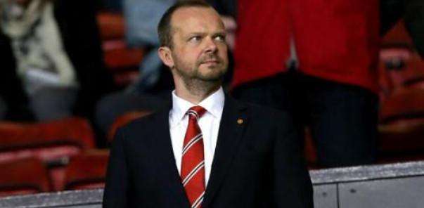 索帅上任却惹队内续约纷争？两位大佬纷纷闹事！球迷：全赖桑切斯