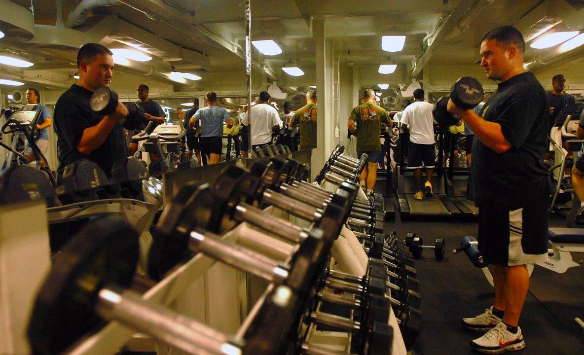 选择健身房要注意什么,新手选择健身房应该怎么避坑