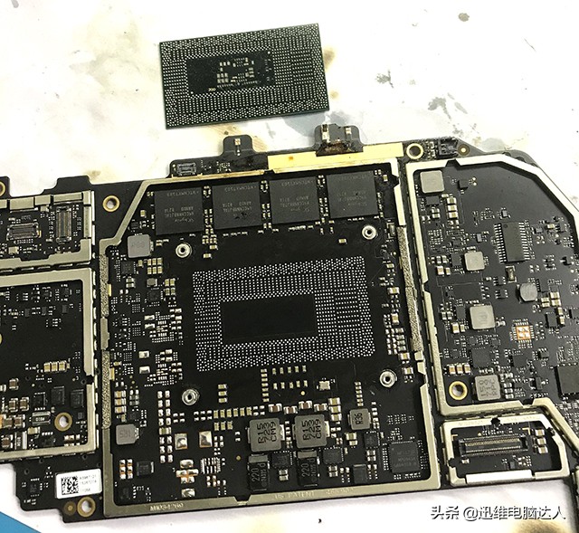 微软surfacepro5开机卡屏,surfacepro5更新win11后屏幕问题