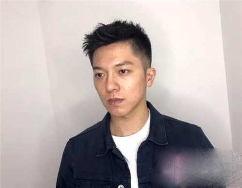 韩国发型男生短发三七分,韩国翻翘短发发型图片