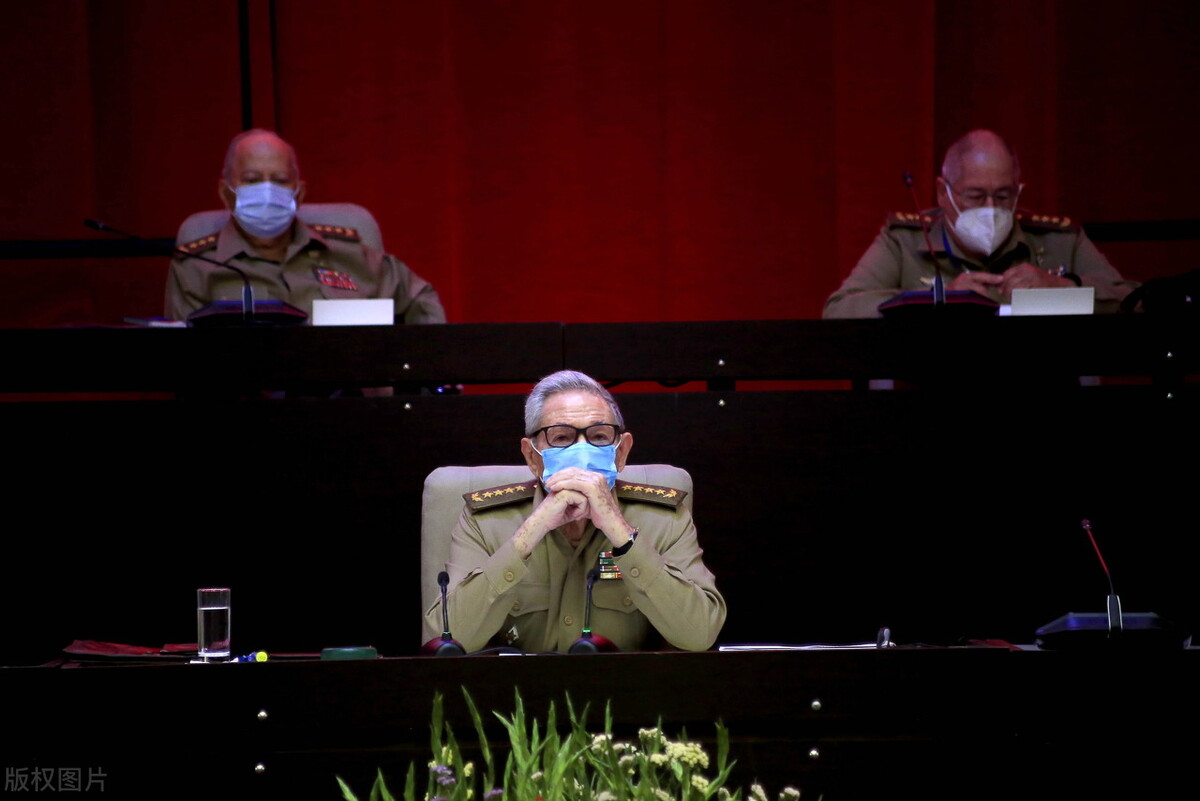 古巴的二号国父，毛*东泽**的铁杆粉丝——小卡斯特罗的铁血一生