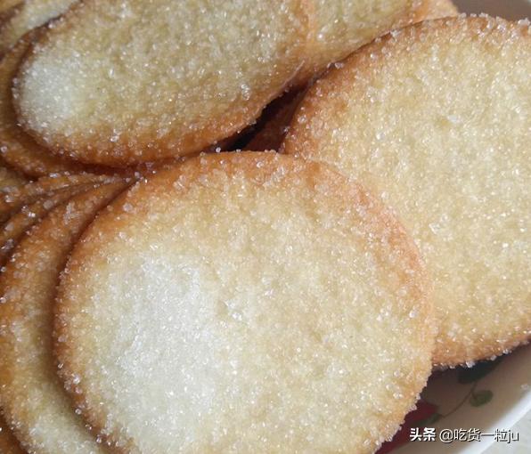 绵白糖与白砂糖什么区别,绵白糖和白砂糖的区别在哪里