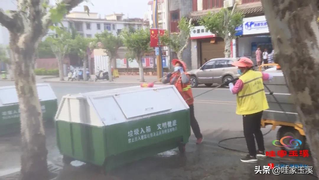 百名劳动者畅谈百年丨李从英：美丽的“城市黄玫瑰”