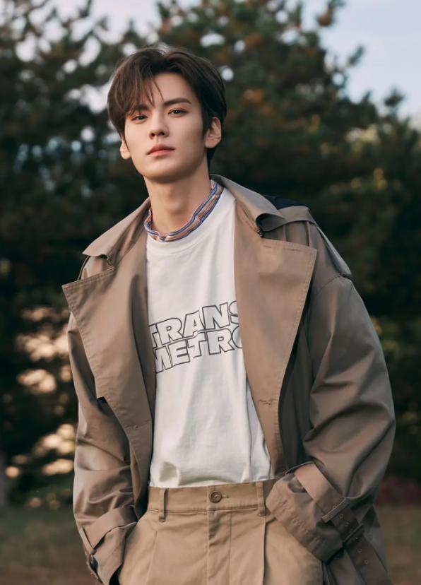 张雪迎毕雯珺墨白路透氛围感,张雪迎毕雯珺墨白免费在哪儿看