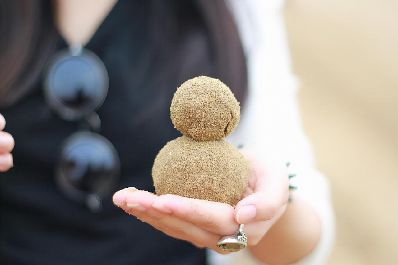 君子兰怎么才能养好根,怎样把君子兰根养好