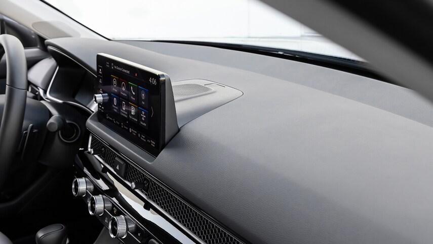 思域对比雅阁哪个更值得买,新款思域对比雅阁