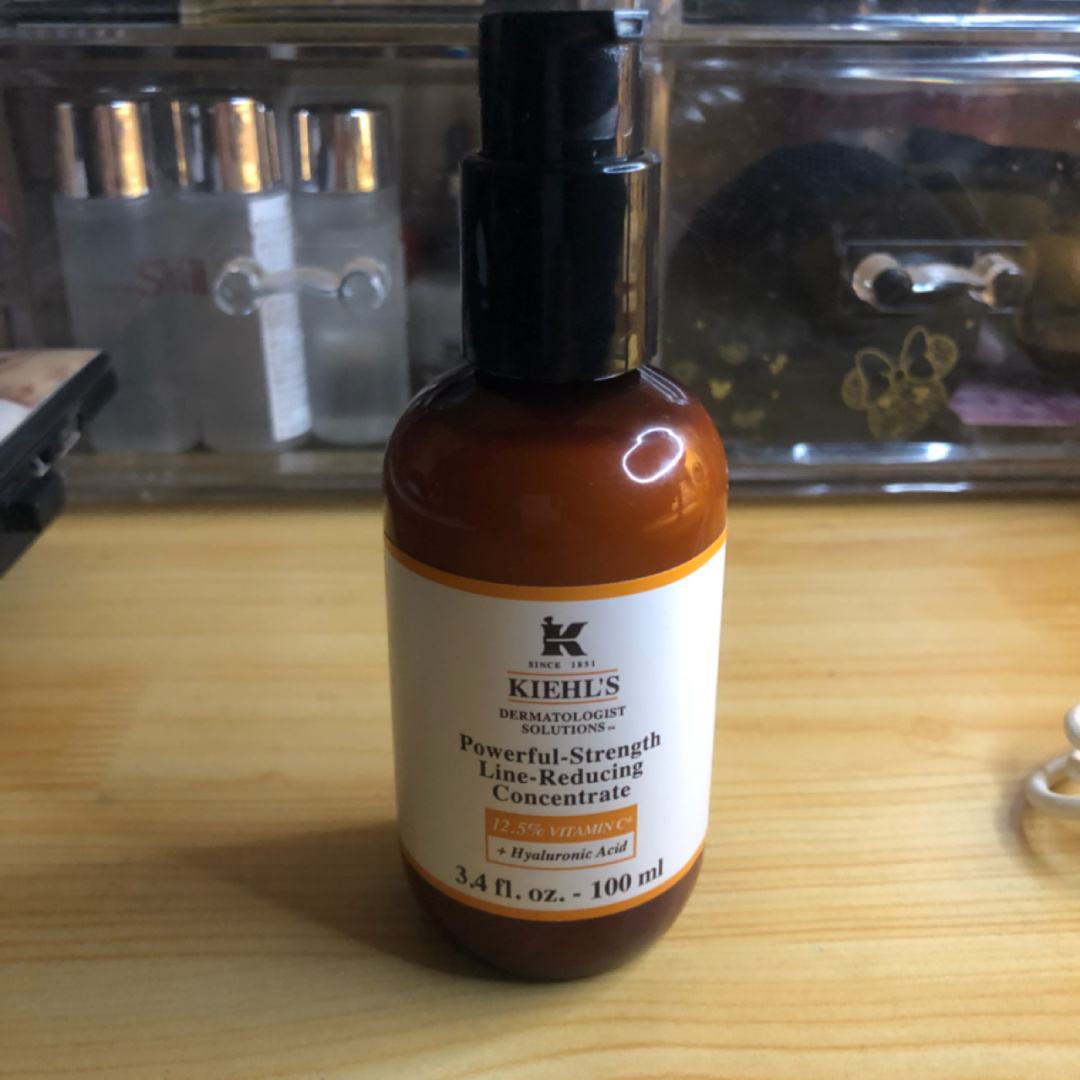 保湿乳液高品质,水润抗皱保湿乳液