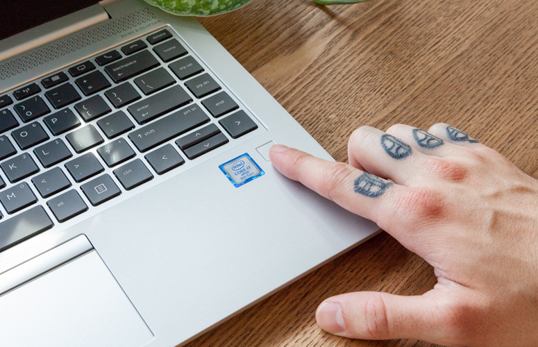 惠普elitebook840g4怎么样,惠普一键防窥