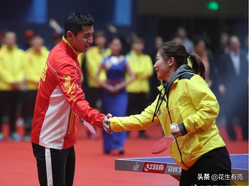 刘诗雯惨败日本无缘8强,17年刘诗雯朱雨玲争议球