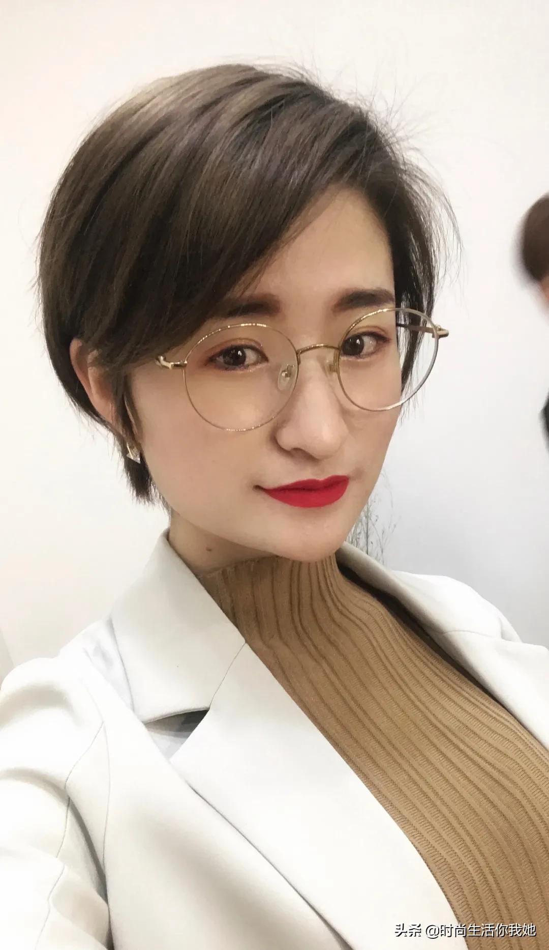 三款秋季必火的发型谁剪谁美,换季换发型这几款发型美到爆