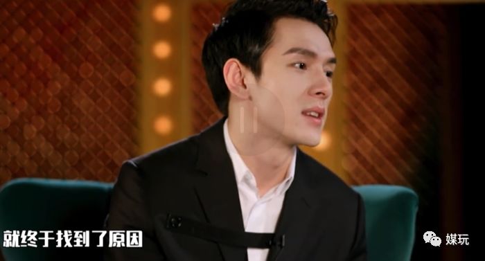 张绍刚脱口秀穿的袜子,李佳琦吐槽大会给张绍刚涂的口红