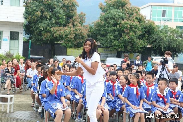 教育扶贫公益行动,教育扶贫公益携手并进