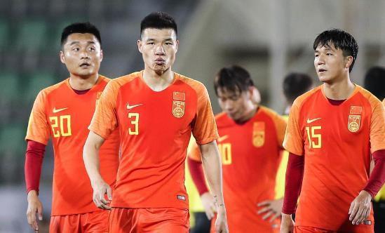 中国男足比韩国谁赢了,中韩男足对决分析