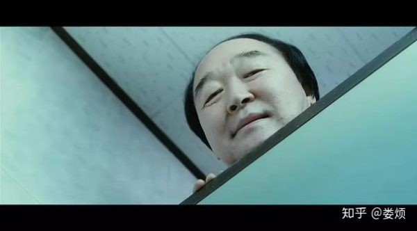 又是优衣库！拿什么保护你，曝光在*拍偷**镜头下的女孩儿们？