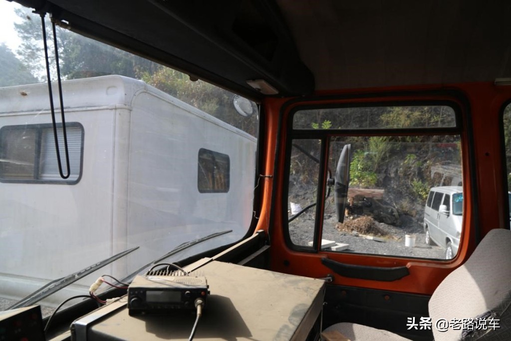 斯太尔血脉超级少见的黄河牌JN3261公铁两用卡车