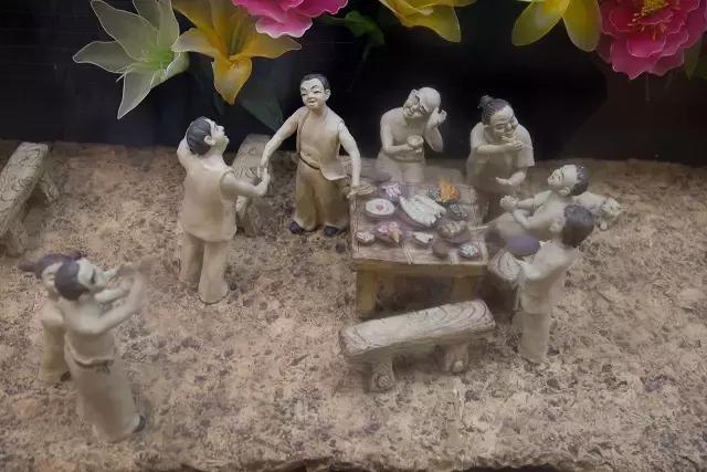 今晚，广州的这个村火了！所有的情侣都往这里跑