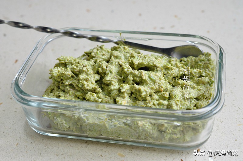 香椿面包详细做法,香椿芽面包的做法大全