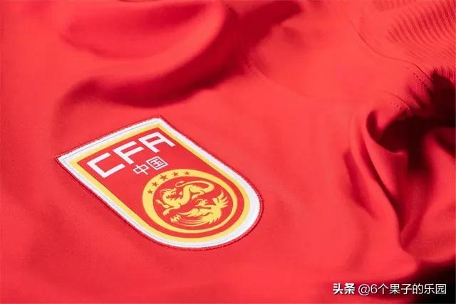 中国男足新款球衣美国首卖，定价640元，你会买吗？