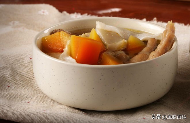 鱼胶的正确炖汤法,鱼胶的正确炖法和吃法孕妇初期