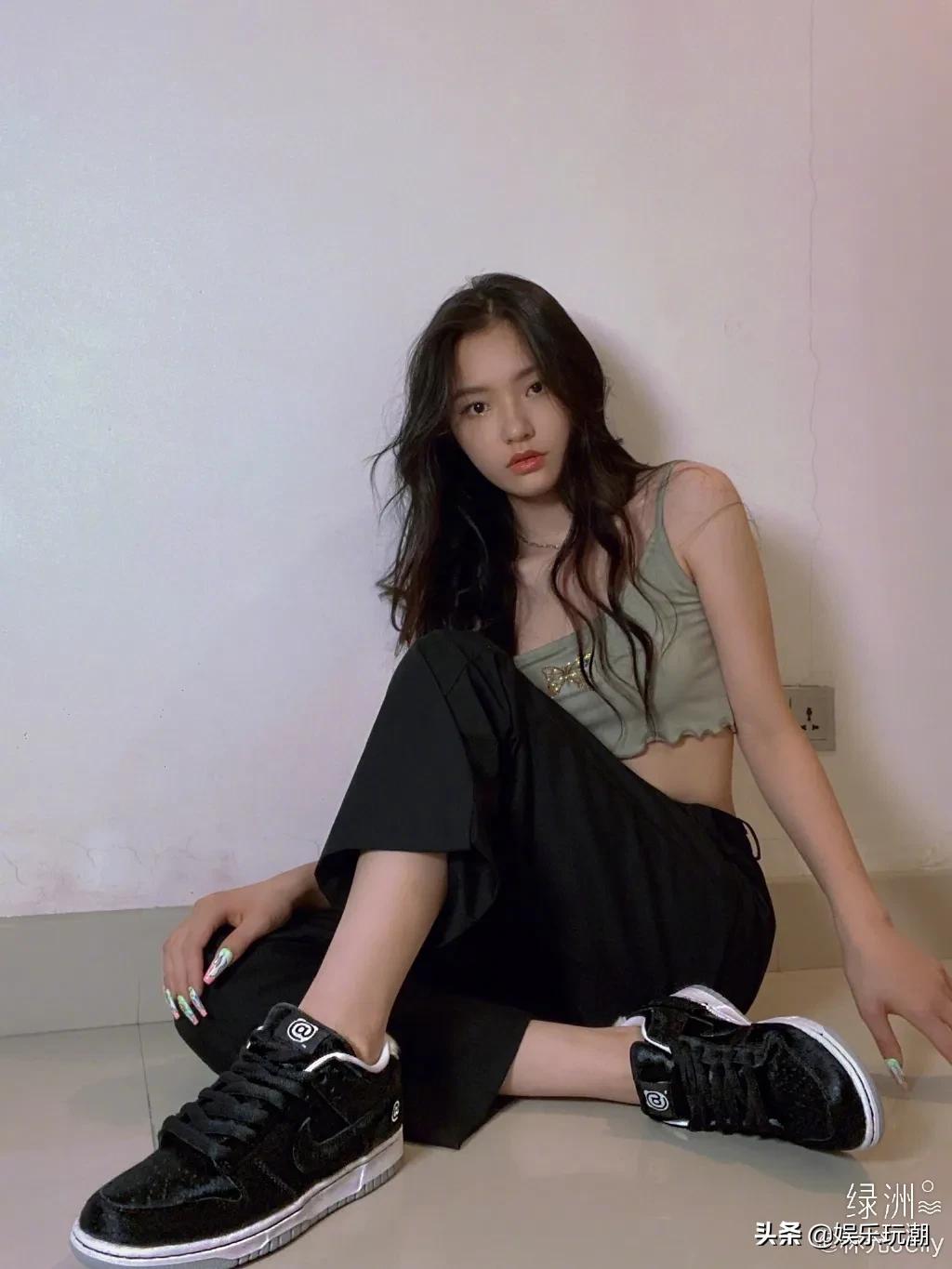 林允同款洞洞鞋,林允同款包头穆勒鞋