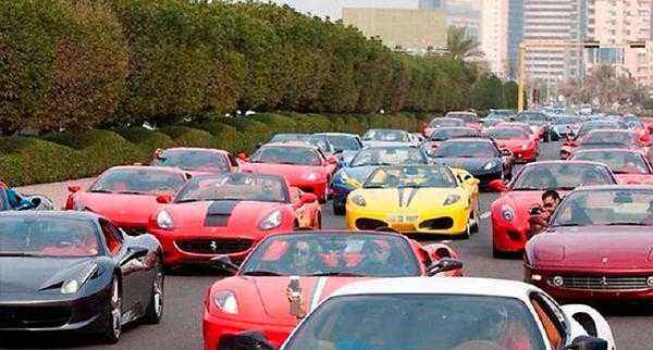 迪拜的车子有多便宜,迪拜的出租车是什么牌子的