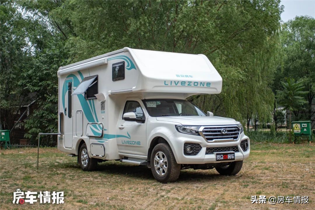 30万左右的可睡4个成人的四驱房车,20万能买什么重型房车