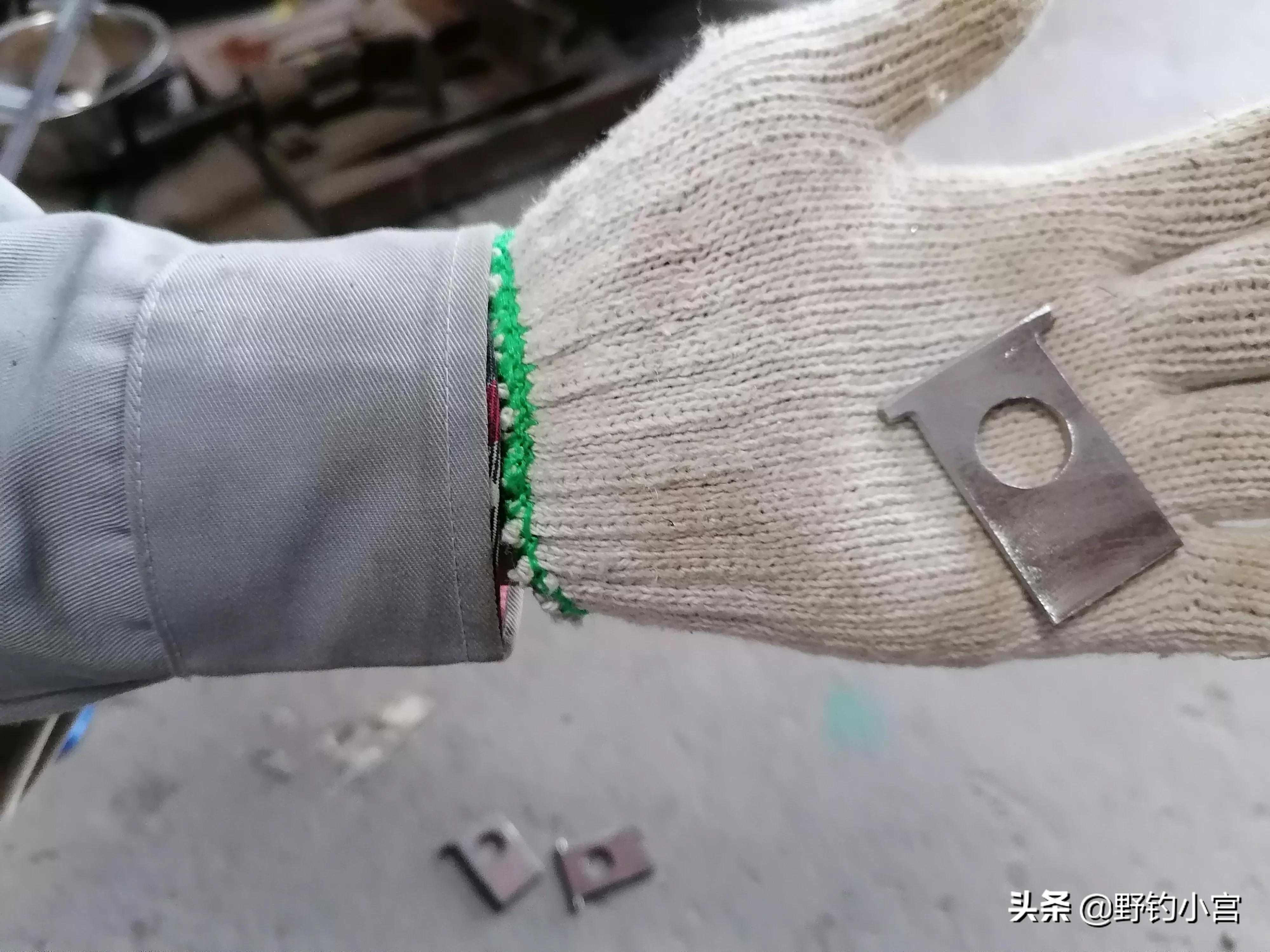 钓友自己设计的钓箱,别人自己制作钓鱼钓箱