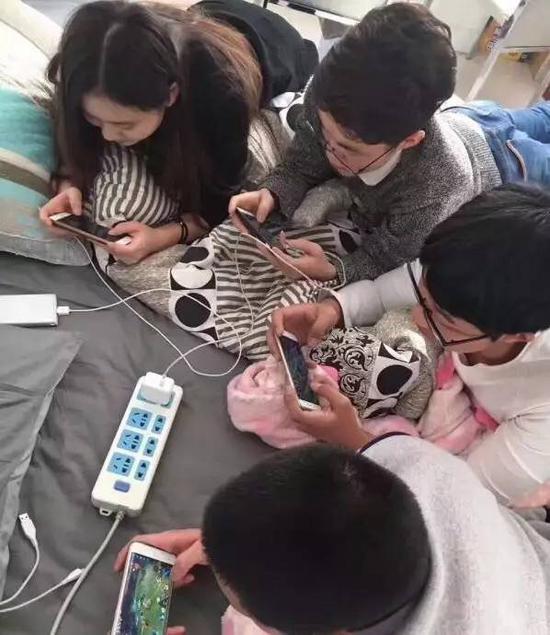 为了这只狼，不求同生但求同死，聊聊抖M硬核游戏的网红之路！