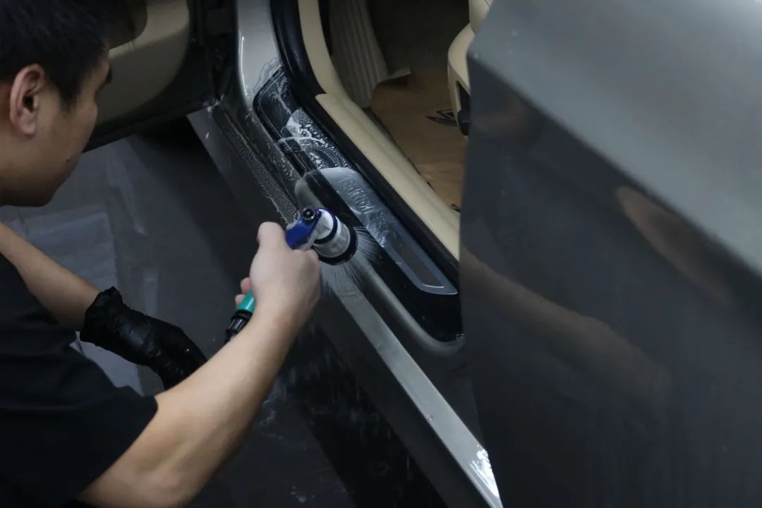 修复二手宝马e90,06宝马e90翻新全过程