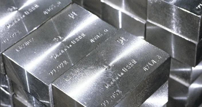 黄金大涨金价将继续创新高,金价创新高背后或暗藏风险