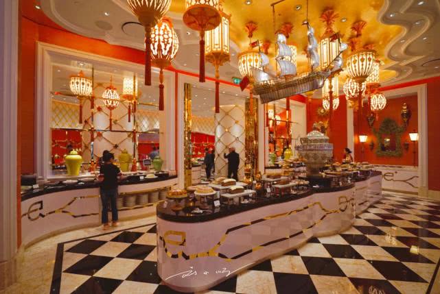 澳门总共有几个豪华酒店,澳门的酒店是全世界最多的吗