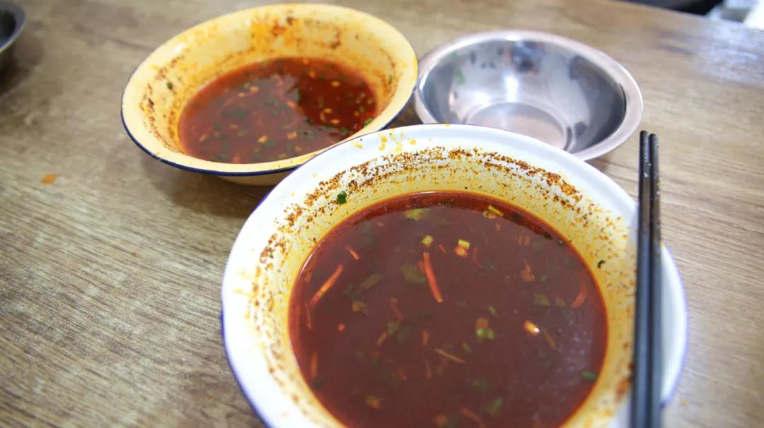 襄阳牛肉面从哪里传来的,一碗襄阳牛肉面唤醒襄阳一座城