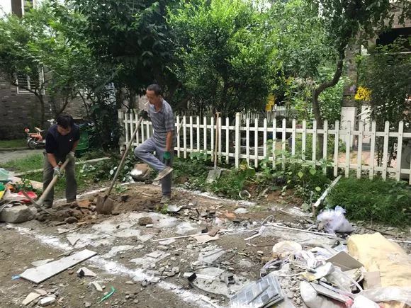 地面上鱼池自动排污过滤施工方法,鱼池过滤系统怎么实现自动排污的