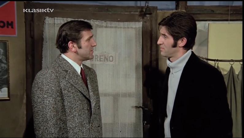 盘点影视剧中四种经典暗号，曹操一语催命，经典莫过《潜伏》