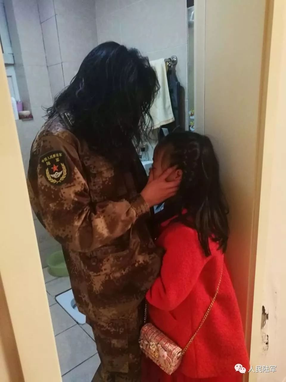 进出北京高速封路？谣言！全市35座地铁站进站要测体温