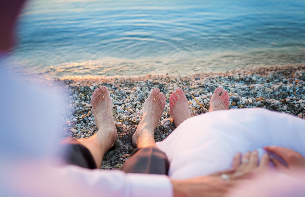 最好的爱情大概就是这样,什么是最好的爱情无非是这八个字