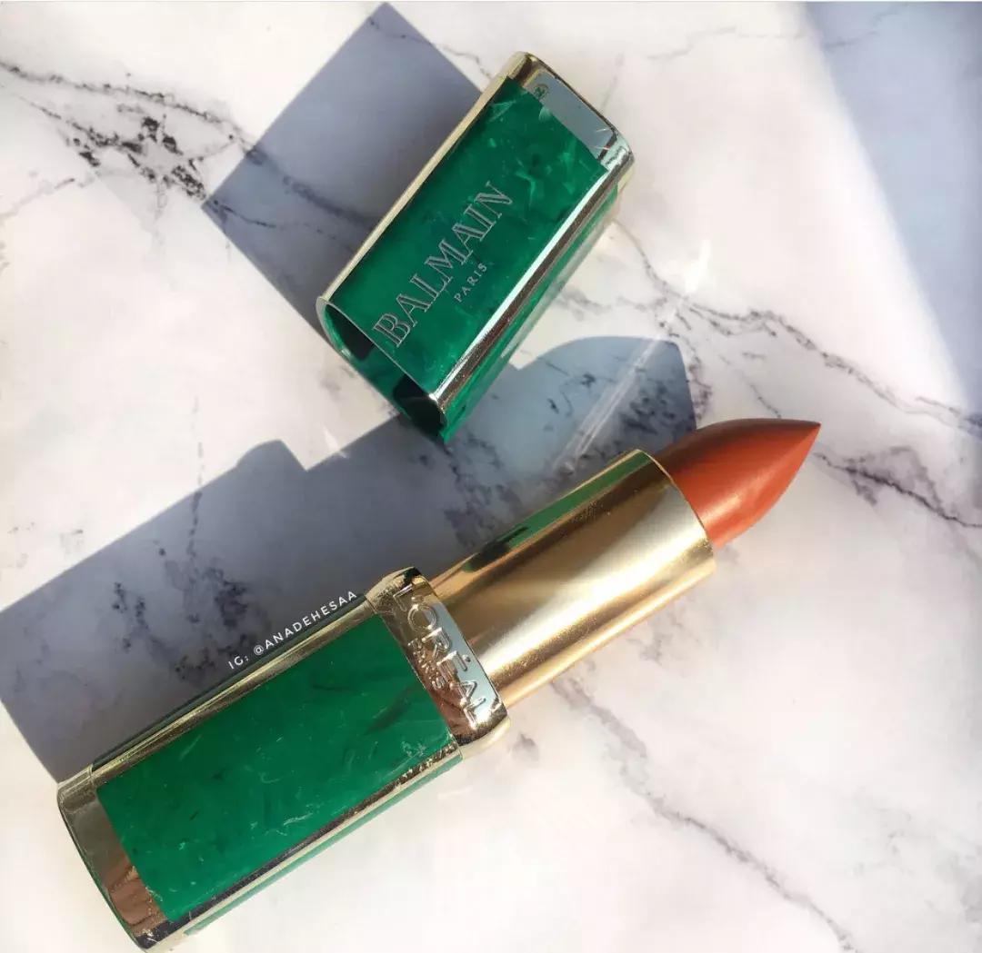 杨幂色和大表姐色口红哪个好看,杨幂用的枫叶色是什么口红