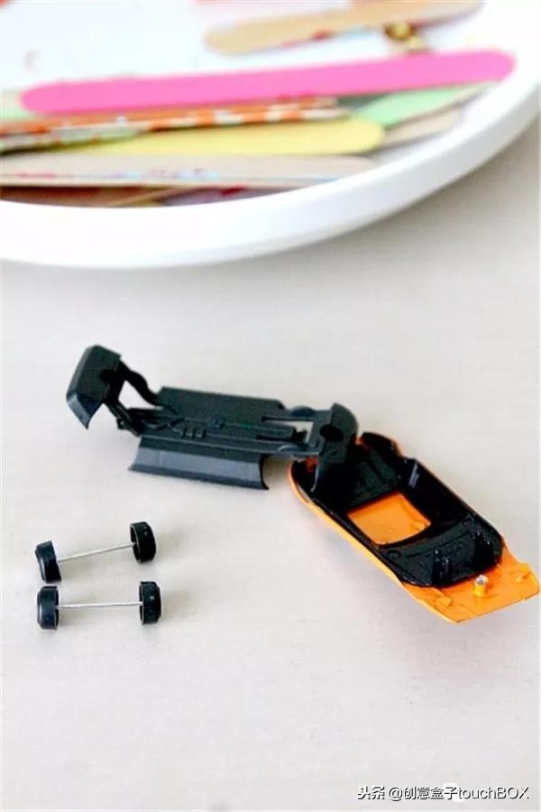 旧玩具车改导致新玩具,高手改造旧汽车玩具