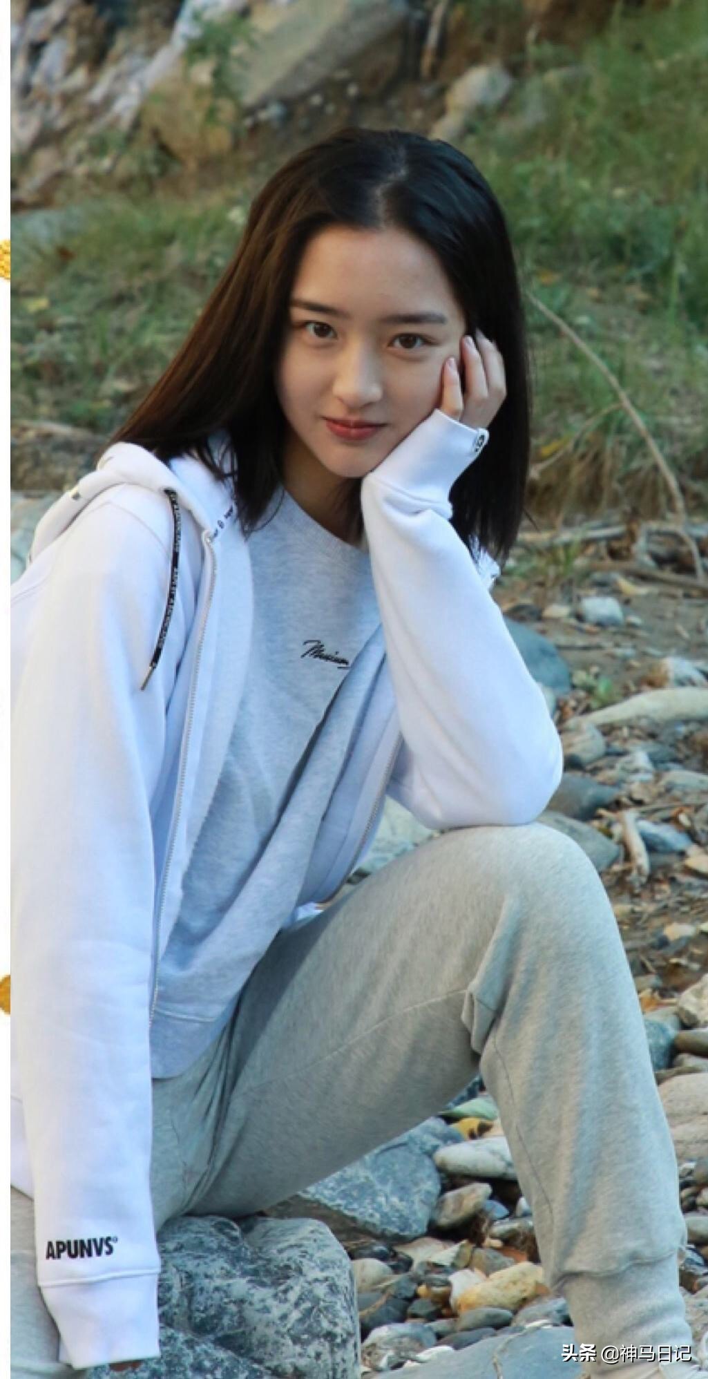 邓恩熙风平浪静剧照壁纸,邓恩熙少年图文