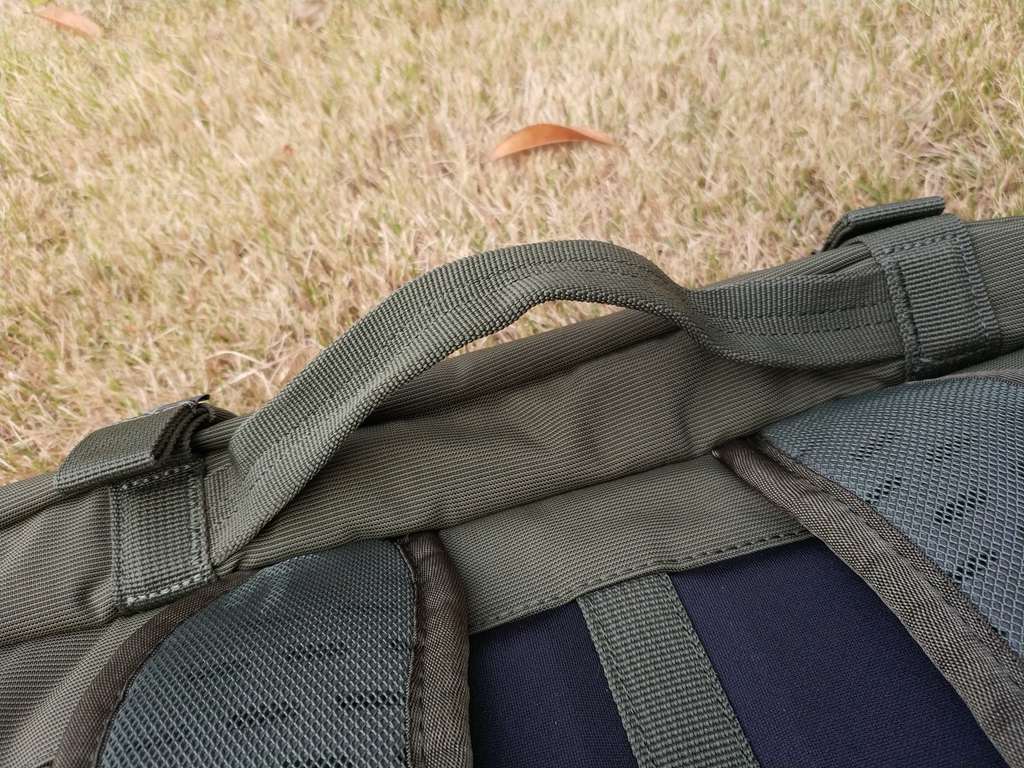 thule拓乐车载户外装备,拓乐thule25lvea背包测评