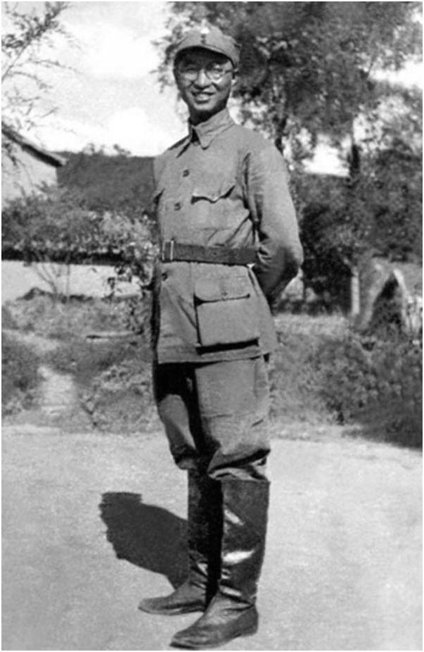 李云龙和陈赓谁指挥水平高,李云龙有陈赓厉害吗