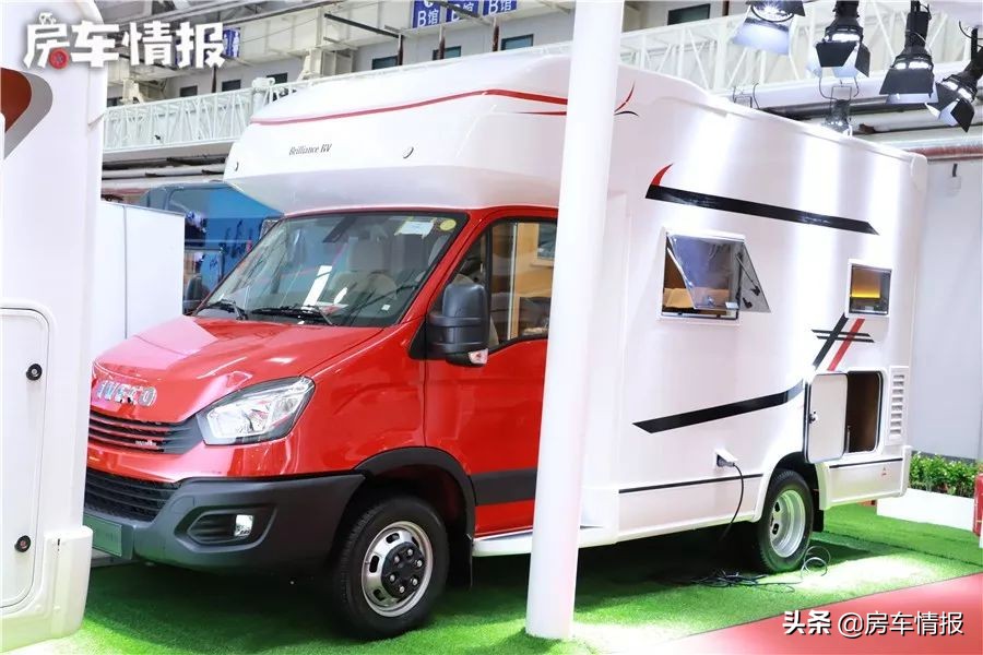 能上蓝牌最便宜的小型房车,b型房车价格15万左右柴油