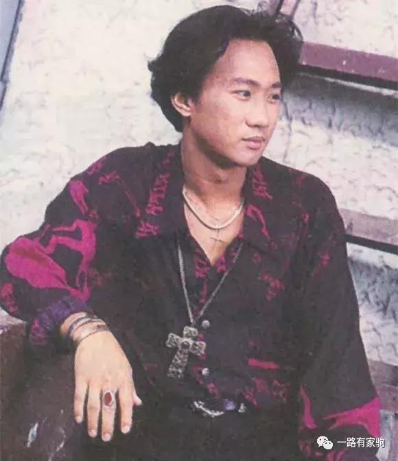 beyond经典solo合集黄家驹,beyond三子共唱黄家驹遗作